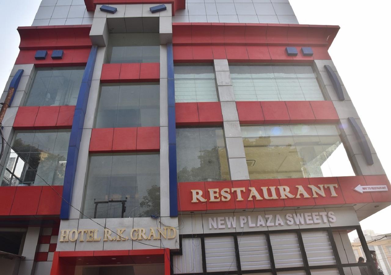 Hotel Rk Grand Varanasi Exterior photo